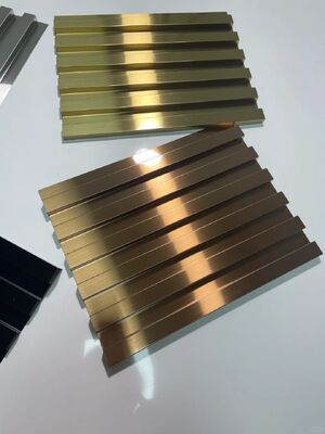 お買い得 PVDで覆われた304ステンレス鋼の波面板 10フィートタイルエッジトリムプロファイル オンライン