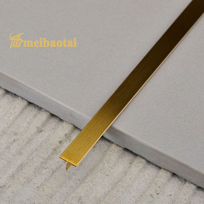 お買い得 金色PVDコーティングヘアライン ステンレス鋼タイル トリム JIS標準T15X2048mm オンライン