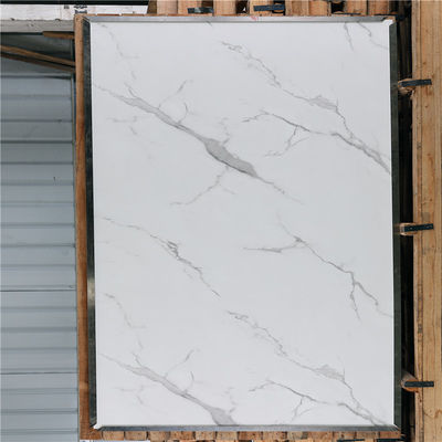 お買い得 模造木製の穀物白い色のステンレス製の積層シートは壁の端を飾る オンライン